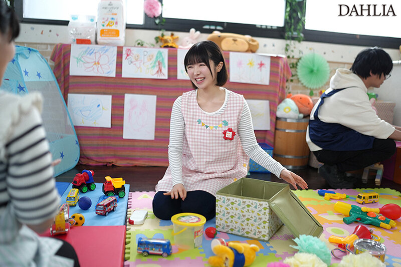 【DAHLIA】「だって…パパさんの事が好きな性癖なんだもん。」娘達の担任保育士さんの誘惑不倫でチ○ポは狂わされ、寝取られました。 善場まみ(1dldss00430)(女優:善場まみ(茉城まみ))